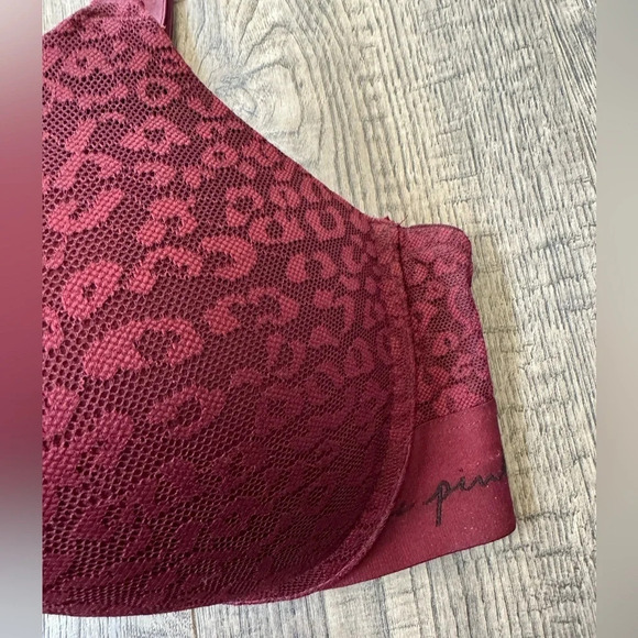 VS Pink Wear Everywhere Push Up - Picture 2 of 5